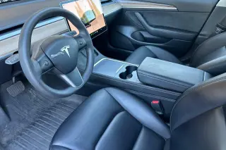 Tesla Model 3 2023 4dr Sedan