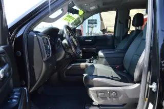 2022 Chevrolet Silverado 1500 LTD 4WD Crew Cab 157" RST