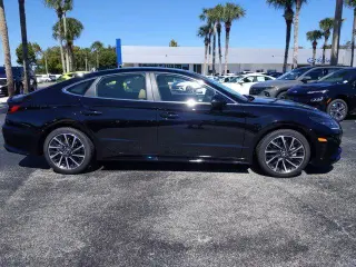Hyundai SONATA 2023 Limited 4dr Sedan