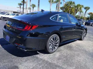 Hyundai SONATA 2023 Limited 4dr Sedan