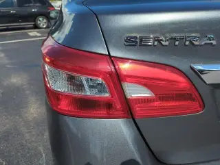 Nissan Sentra 2019 S 4p Sed 6M