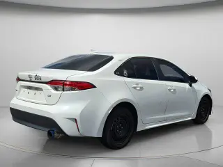 Toyota Corolla 2023 LE 4p Sedan