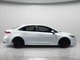 Toyota Corolla 2023 LE 4p Sedan
