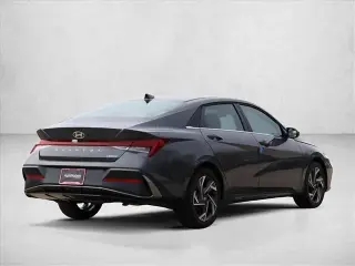 Hyundai ELANTRA 2026 Limited 4dr Sedán