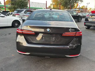Serie 5 BMW 2026 AWD 530i xDrive Sedán 4p