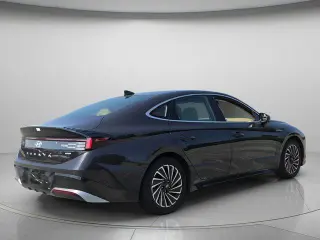 Hyundai SONATA Híbrido 2025 Limited 4p Sedan