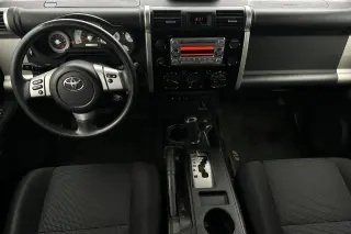 Toyota FJ Cruiser 2012 4x4 4p SUV 6M