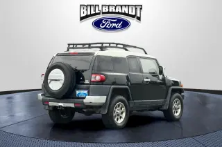 Toyota FJ Cruiser 2012 4x4 4p SUV 6M