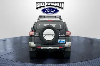 Toyota FJ Cruiser 2012 4x4 4p SUV 6M