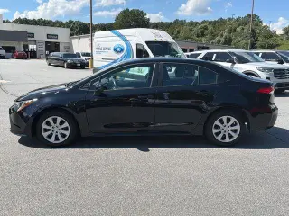 Toyota Corolla 2024 LE 4p Sedan