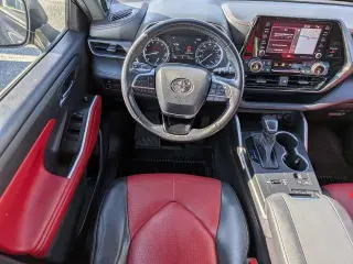 Toyota Highlander 2021 XSE 4dr SUV