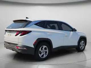 Hyundai TUCSON 2024 SE 4p SUV