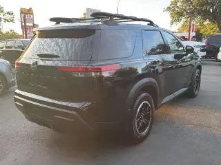 Nissan Pathfinder 2024 AWD Rock Creek 4dr SUV