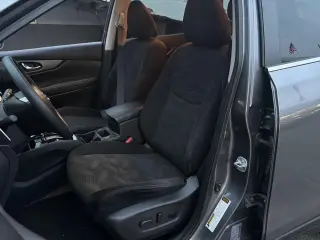 Nissan Rogue 2016 AWD SV 4p Crossover