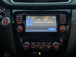 Nissan Rogue 2016 AWD SV 4p Crossover