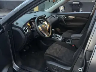 Nissan Rogue 2016 AWD SV 4p Crossover