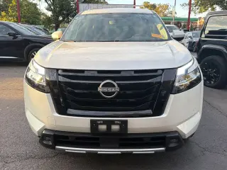 Nissan Pathfinder 2023 AWD SL 4dr SUV