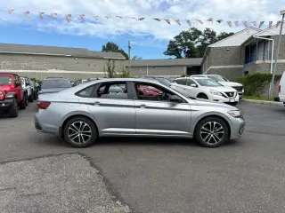 Volkswagen Jetta 2023 Sport 4p Sed 8A