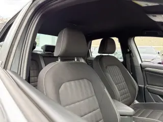Volkswagen Jetta 2023 Sport 4p Sed 8A