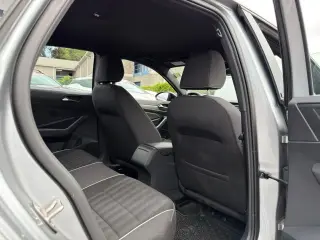 Volkswagen Jetta 2023 Sport 4p Sed 8A