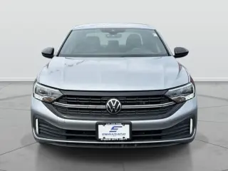 Volkswagen Jetta 2023 Sport 4p Sed 8A