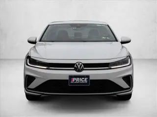 Volkswagen Jetta 2025 S 4dr Sedán