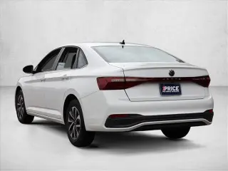 Volkswagen Jetta 2025 S 4dr Sedán