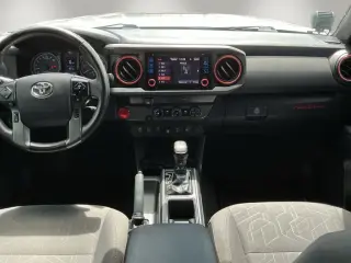 Toyota Tacoma 2019 4x2 TRD Todo Terreno 4p Cabina Doble 5.0 ft CB