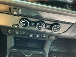 Toyota Tacoma 2019 4x2 TRD Todo Terreno 4p Cabina Doble 5.0 ft CB
