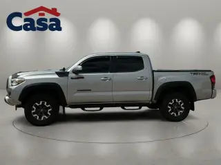 Toyota Tacoma 2019 4x2 TRD Todo Terreno 4p Cabina Doble 5.0 ft CB