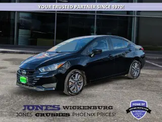 Nissan Versa 2023 SV 4p Sedan