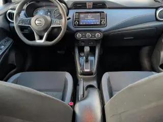 Nissan Versa 2023 SV 4p Sedan