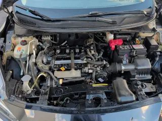 Nissan Versa 2023 SV 4p Sedan
