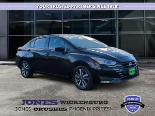 Nissan Versa 2023 SV 4p Sedan