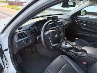 BMW Serie 3 2015 tracción en las cuatro ruedas 328i xDrive 4p Sedán