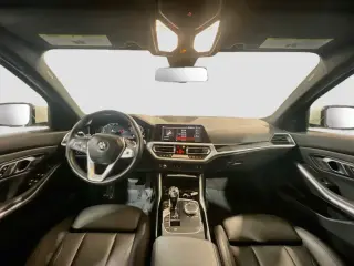 BMW Serie 3 2019 330i 4p Sedán