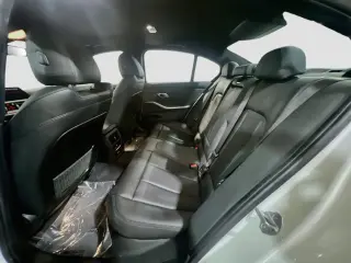BMW Serie 3 2019 330i 4p Sedán
