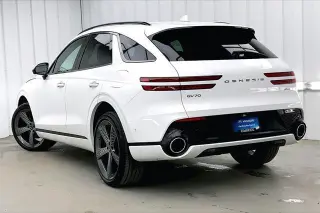 Genesis GV70 2022 AWD 2.5T Estándar 4 puertas SUV