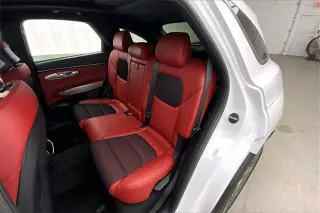 Genesis GV70 2022 AWD 2.5T Estándar 4 puertas SUV