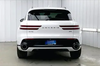 Genesis GV70 2022 AWD 2.5T Estándar 4 puertas SUV