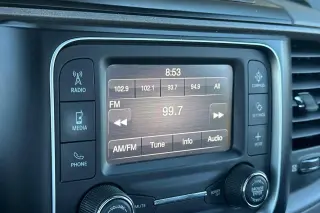 Ram 1500 Clásico 2022 4x2 Tradesman 2dr Cabina Regular 8 ft. LB Pickup