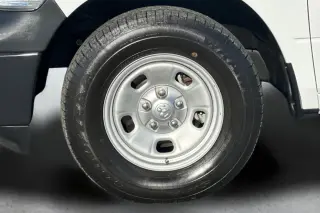 Ram 1500 Clásico 2022 4x2 Tradesman 2dr Cabina Regular 8 ft. LB Pickup