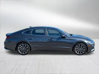 Hyundai SONATA 2023 Limited 4dr Sedan