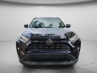 Toyota RAV4 2019 XLE 4p SUV