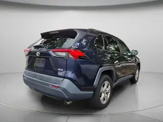 Toyota RAV4 2019 XLE 4p SUV
