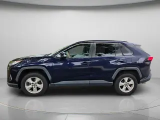 Toyota RAV4 2019 XLE 4p SUV
