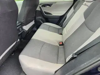 Toyota RAV4 2019 XLE 4p SUV