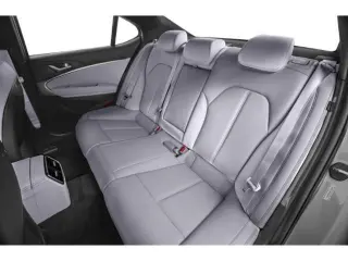 Genesis G70 2025 2.5T Estándar 4p Sedan