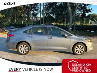 Toyota Corolla Hybrid 2025 LE 4p Sedan