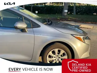 Toyota Corolla Hybrid 2025 LE 4p Sedan